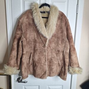 Outbrook Women’s Faux Fur and Suede Winter Jacket Size XXL Y2K